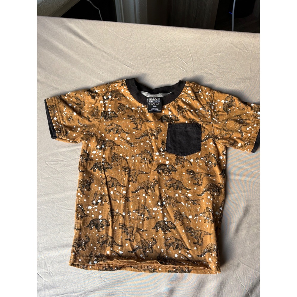 Quad Seven Boys Dinosaur Print T-Shirt Mustard Yellow Paint Splatter Size 5/6